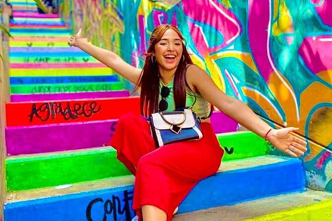 Guided Tour of Comuna 13 Medellín with Snacks Included - Practical Tips for Travelers