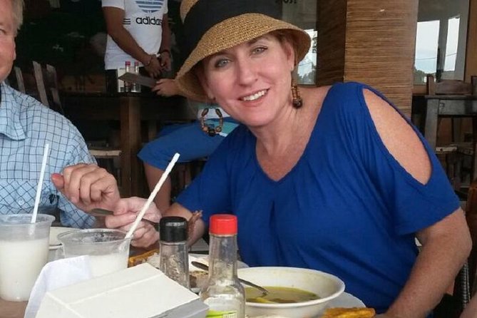 Medellin City Tour with cable car, lunch, and Fernando Botero´s - FAQs