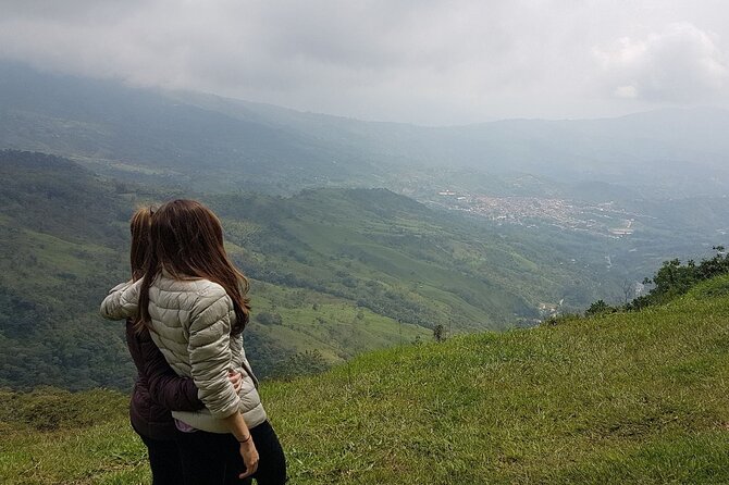 PARAGLIDING over Guacaica Jungle Private experience from Guatape - Who Would Enjoy This Experience?