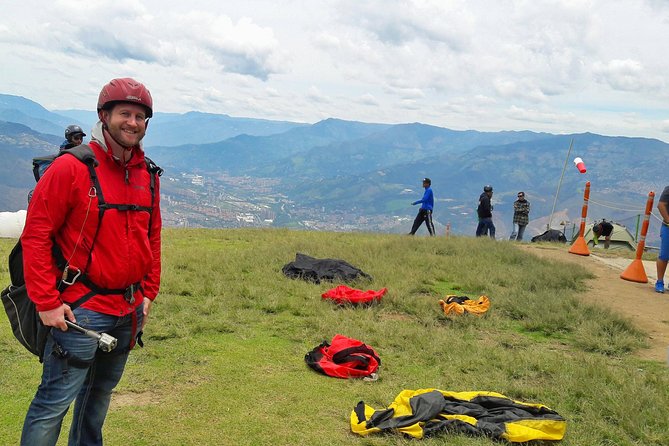 Paragliding in Medellin Includes GoPro and Pick up & Drop off - Key Points