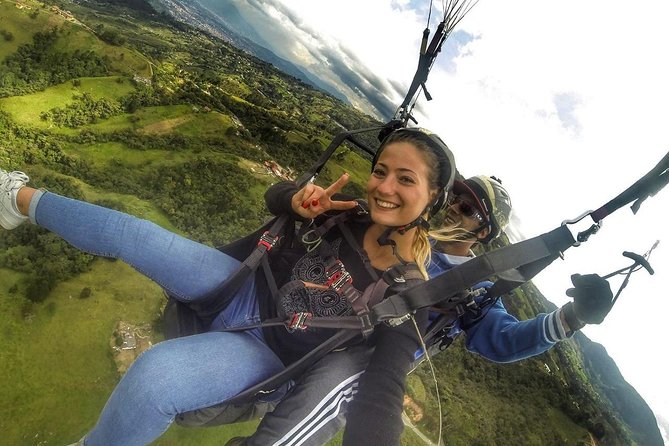 Paragliding in Medellin Includes GoPro and Pick up & Drop off - What Makes This Tour Stand Out?