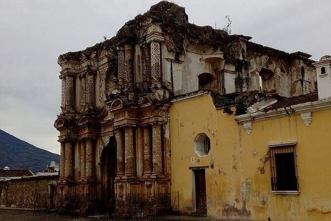 Antigua Private Cultural Walking Tour - Key Points