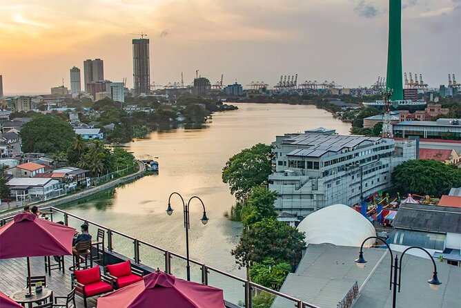 Colombo Sri Lankan Street Food Tasting on Rooftop Bar - The Drinks: Complimentary Mocktail or Cocktail