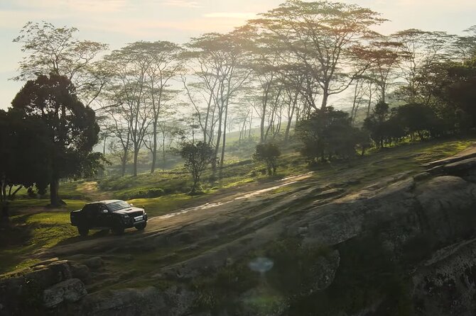 All-Inclusive 2-day Night Camping Tour on Mountain from Colombo - Key Points