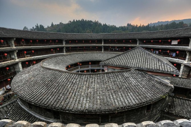 Tour Guide and Car: Private Day Tour to Tianluokeng Tulou and Hongkeng Tulou - Exploring Hongkeng: Culture and Heritage