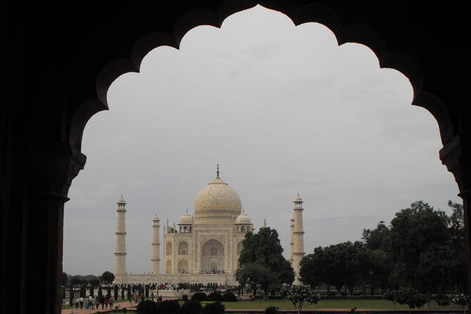Private Taj Mahal And Monuments Tour From Jaipur By Car - Good To Know
