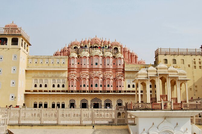 Private 2 Day Jaipur Heritage City Tour with Forts and Palaces - Day 2: The Iconic Landmarks & Cultural Hotspots