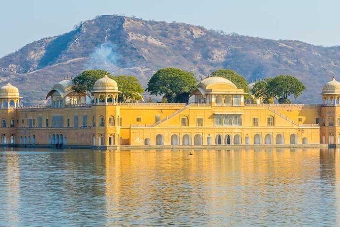 2 Days Delhi and Taj Mahal Overnight Tour from Delhi by Car - FAQ