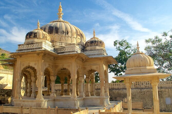 Jaipur Full Day Heritage of Pink City Tour By Tuk Tuk With Chai - The Itinerary: A Deep Dive into Jaipur’s Gems