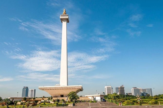 Jakarta Tour With Guide include Lunch - Key Points