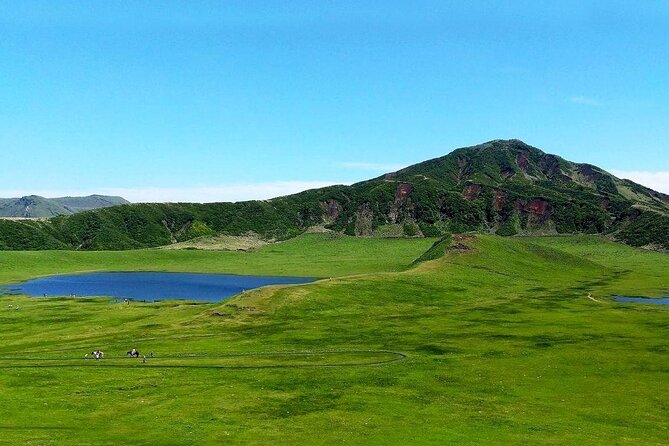 Aso Kusasenrigahama and Kurokawa Onsen Full Day Tour from Fukuoka - Breaking Down the Itinerary