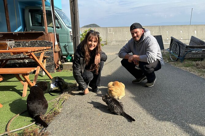 Ainoshima Island Tour - Cats, History and Nature from Hakata - Key Points