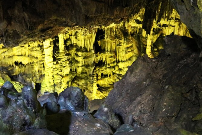 Northern Kyushu Day Tour Akiyoshido Cave and Motonosumi Inari - FAQ