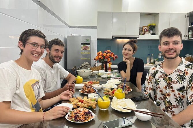 Cooking Class and Tasting Pho in Da Nang with Local Chef - Authentic Vietnamese Cooking in Da Nang: A Class That Delivers Flavor and Fun