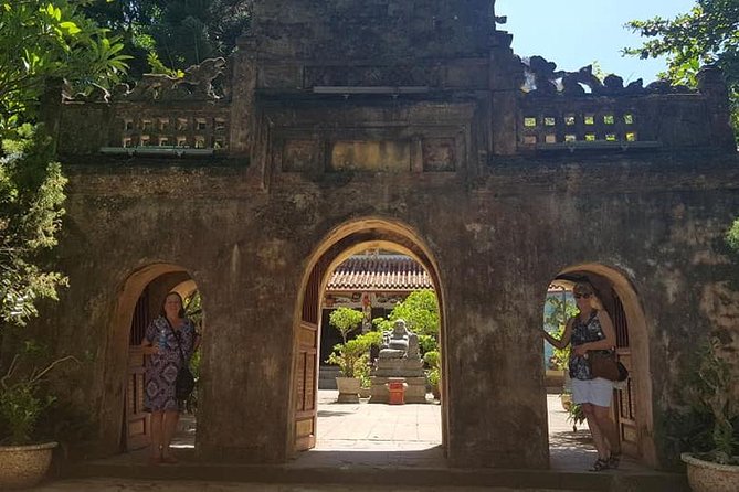 Monkey Mountain, Marble Moutain & Dragon Bridge ( Da Nang city Tour HalfDay ) - FAQ