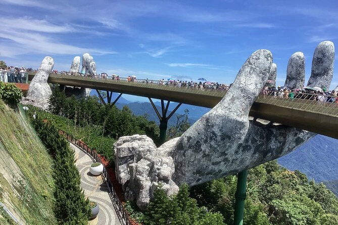 GOLDEN BRIDGE - Guided Tour in the Early Morning to Avoid Crowds - Authentic Experiences from Other Travelers