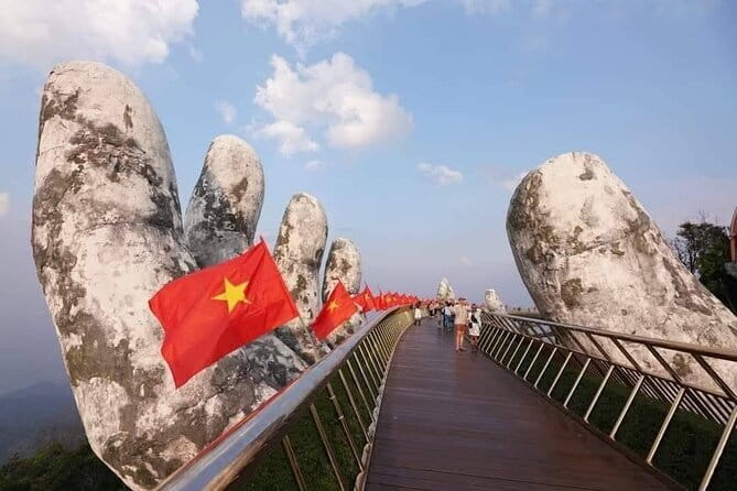 Da Nang Private Night Tour : Market, Scenic Views and Boat Trip - Who Should Consider This Tour?