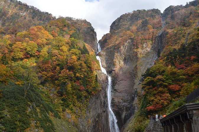 Kanazawa Day Tour: Shomyo Falls & Tateyama Mountain Walks - Who Is This Tour Best For?