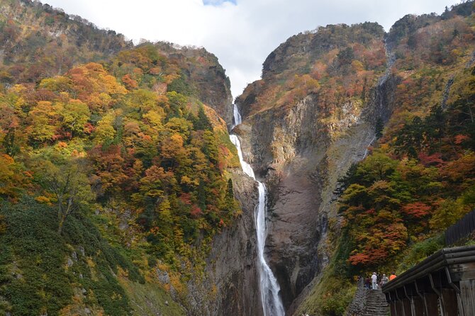Kanazawa Day Tour: Shomyo Falls & Tateyama Mountain Walks - Key Points