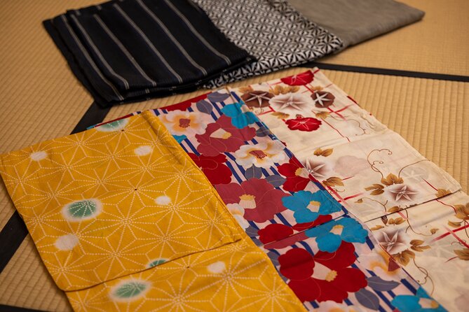 Walking Through Time | Kimono Stroll in Shopping Street - A Detailed Look at the Kimono Stroll