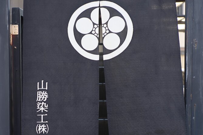 Nagoya Black Montsuki Dyeing: Family Crest Silk Printing - Additional Tips and Considerations