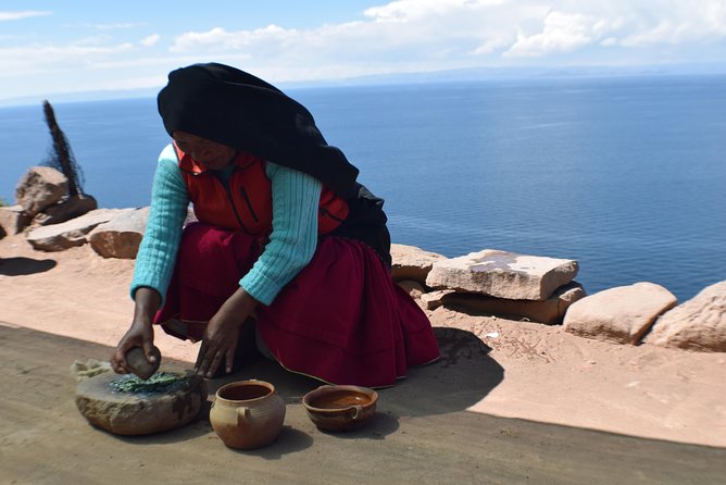 Tour Uros Taquile by normal Boat - FAQ: Your Questions About the Uros and Taquile Tour