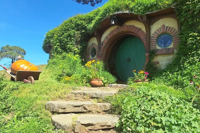 Hobbiton Small group Tour from Tauranga Port - Good To Know