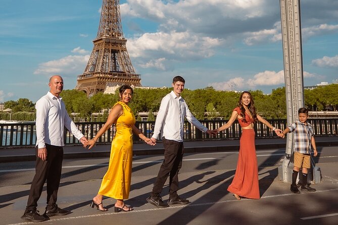 Paris One-Hour Private Photo Shoot - Who Will Love This Tour