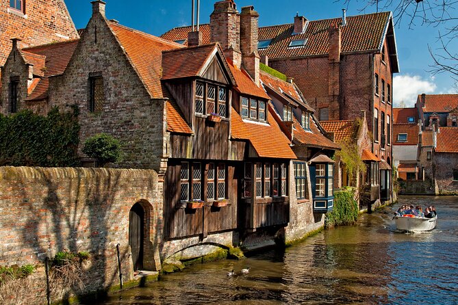 Small-Group Bruges Shore Trip with opt. Canal Cruise and Extras - Exploring Bruges with a Local Guide