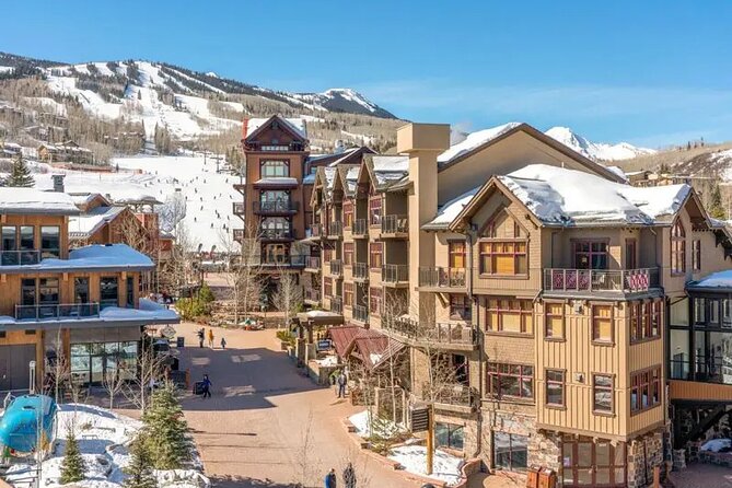 Private Transfer Denver Airport DEN to Hot Ski Resorts - Denver Airport to Ski Resorts: A Private Transfer Worth Considering