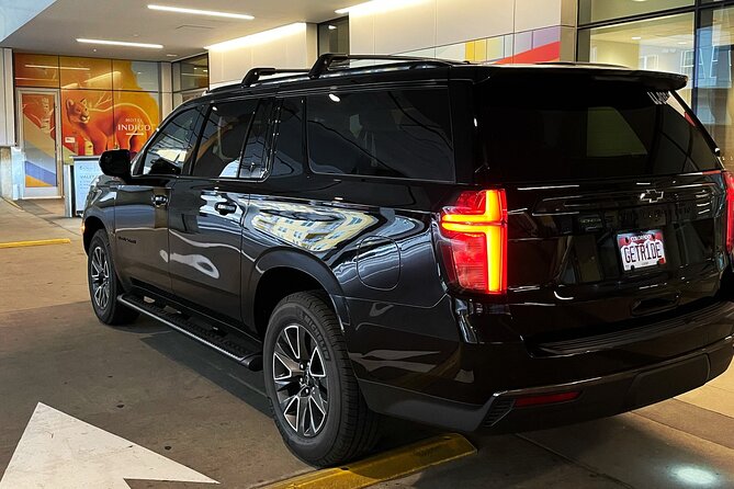Private Luxury Transportation between Denver and Denver Airport - A Detailed Look at Your Private Transfer Experience