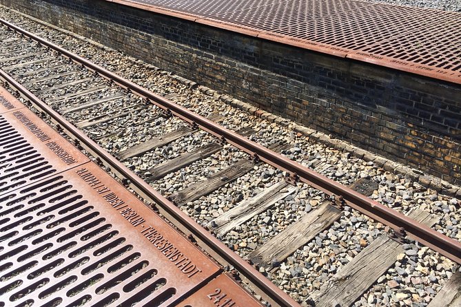 4 hours private tour to Potsdam and Wansee with a van - FAQ