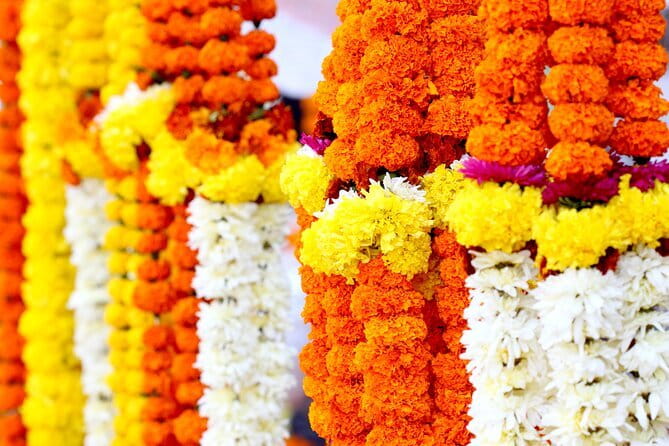 Half Day Tour to the Flower Market and Howrah Bridge in Kolkata - The Flower Market: A Kaleidoscope of Colors and Fragrances