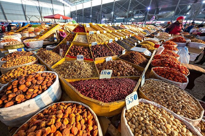 Private Bishkek City Tour - Soviet to Modern - Victory Square and Central Mosque