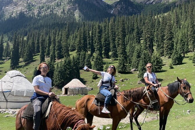 Private Bishkek City Tour - Soviet to Modern - Kyrgyz National Opera and Ballet Theatre