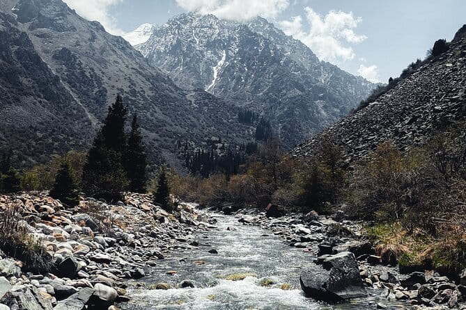 1 day Ala-Archa gorge tour - The Lowdown on This Ala-Archa Gorge Day Trip