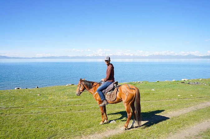 3 Day Horse Tracking to Song Kul Small Group Tour - Transportation and Group Size