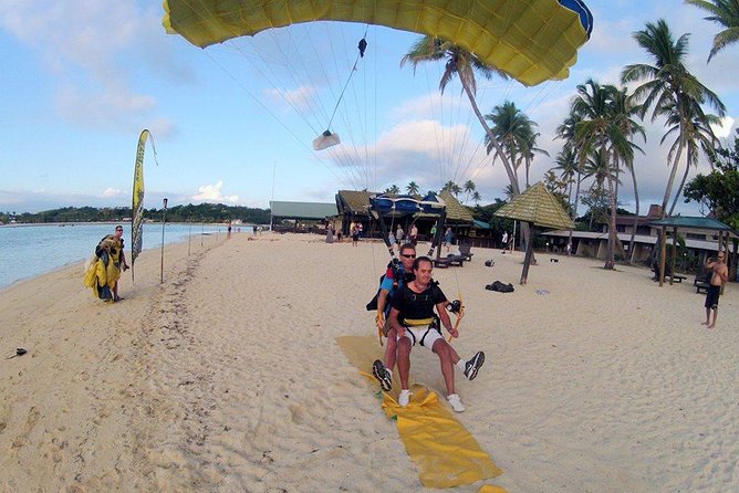 Skydive Fiji Radical 10000ft Tandem Jump (30 seconds free fall) - Key Points