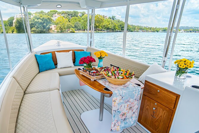Boat Cruise 1 Hr on Lake Austin Air Conditioned Per Person - A Closer Look at the Lake Austin Boat Cruise