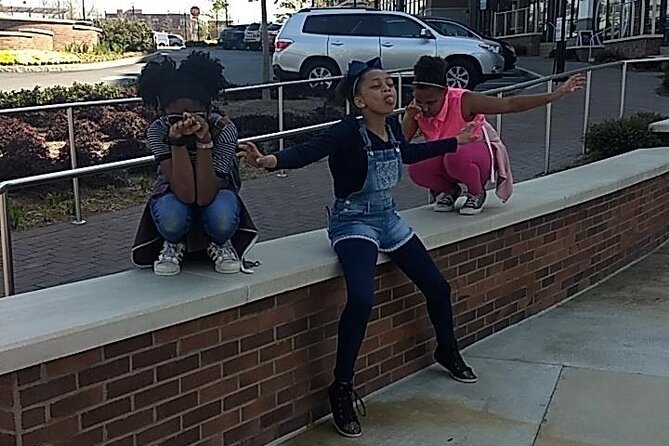 Fun City Scavenger Hunt in Round Rock by Zombie Scavengers - Exploring Round Rock with the Zombie Scavengers