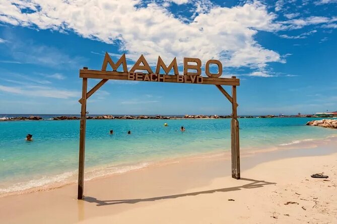 A Taste of Curaçao: City tour, Chobolobo & Mambo Beach Escape - Key Points