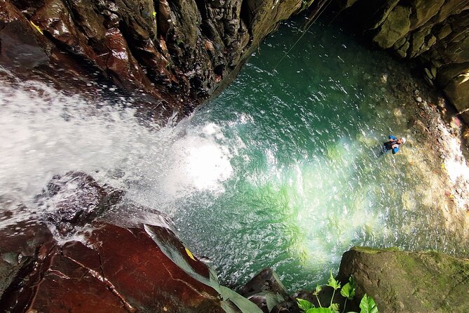 Canyoning EN Famille in Bouilante - Who Will Enjoy This Tour?