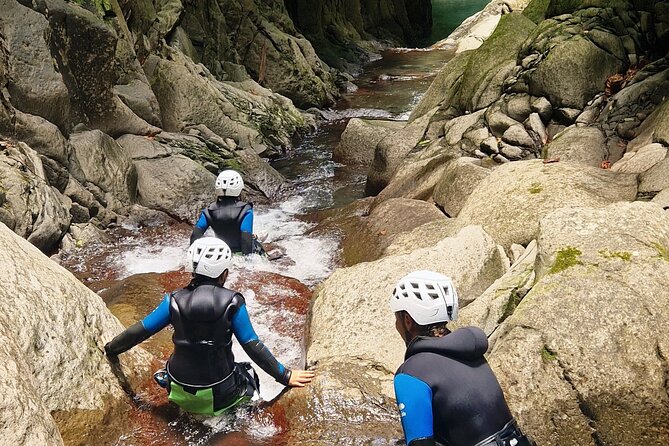 Canyoning EN Famille in Bouilante - Exploring the Bouilante Canyoning Experience