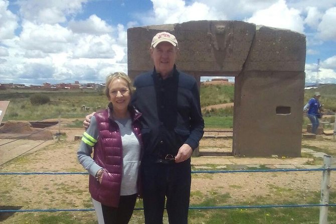 Visit Tiwanacu and Titicaca lake in one day tour from La Paz. - Key Points