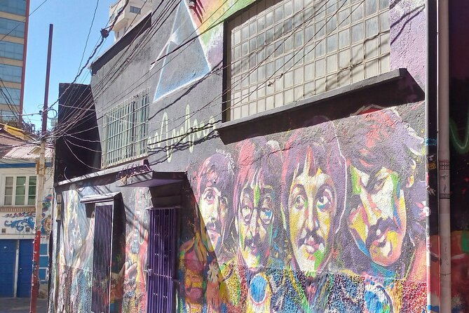 Smells like La Paz spirit: Walking & artistic city tour - Key Points
