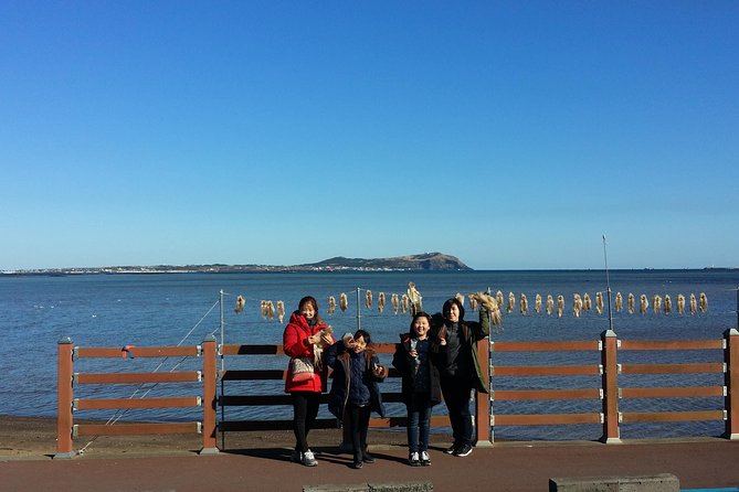 West of Jeju island Bus Tour from Seogwipo city, Jeju island - FAQs