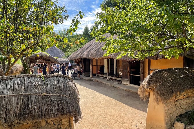 Hwaseong Fortress/Folk Village/Starfield Library Suwon - Who Would Love This Tour?