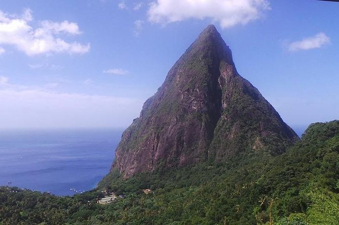 St. Lucia Botanical Gardens and Waterfall Tour Groups only - Key Points