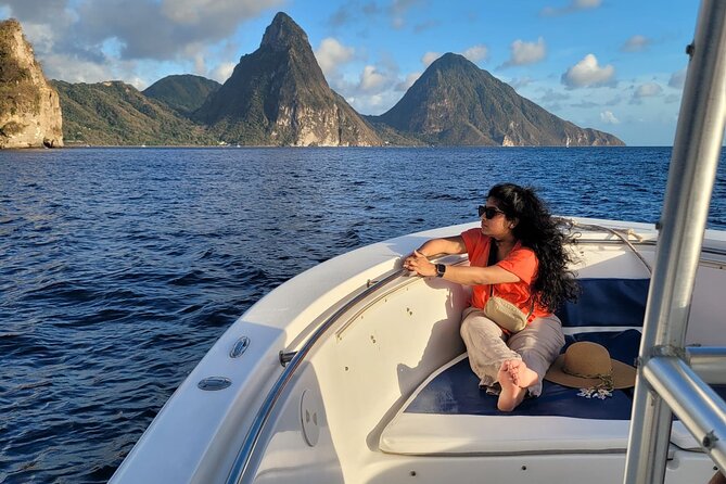 Serene Sunset Cruise on the West Coast - A Detailed Look at the Sunset Cruise Experience