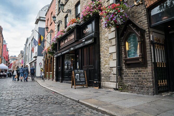 The Dublin Incident: Alien, Whiskey & Clues Exploration Game - Exploring Dublin through a Puzzle Game: What to Expect